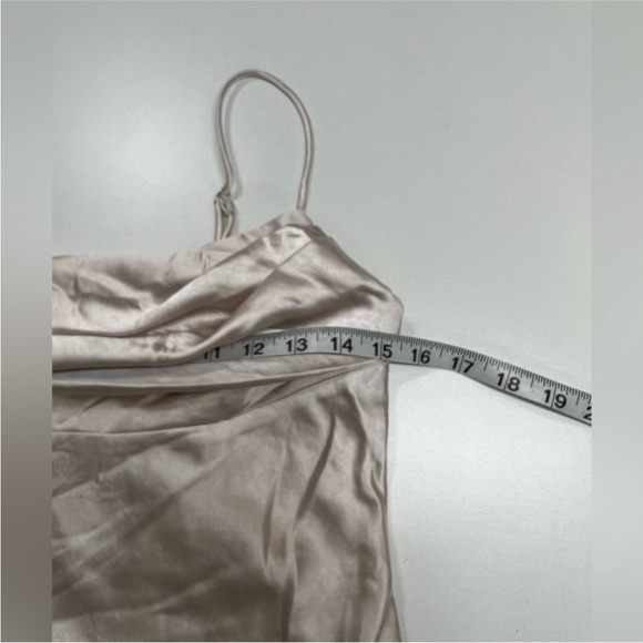 Selfie Leslie NWOT champagne satin slip dress - Picture 10 of 12